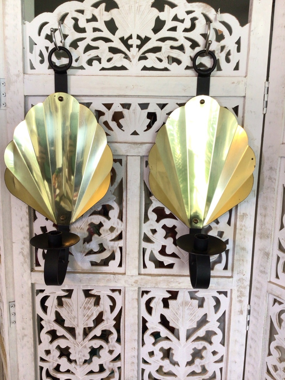 Vintage MCM Brass Black Scalloped Clam Shell Wall Sconce Candle Holder Pair 18”